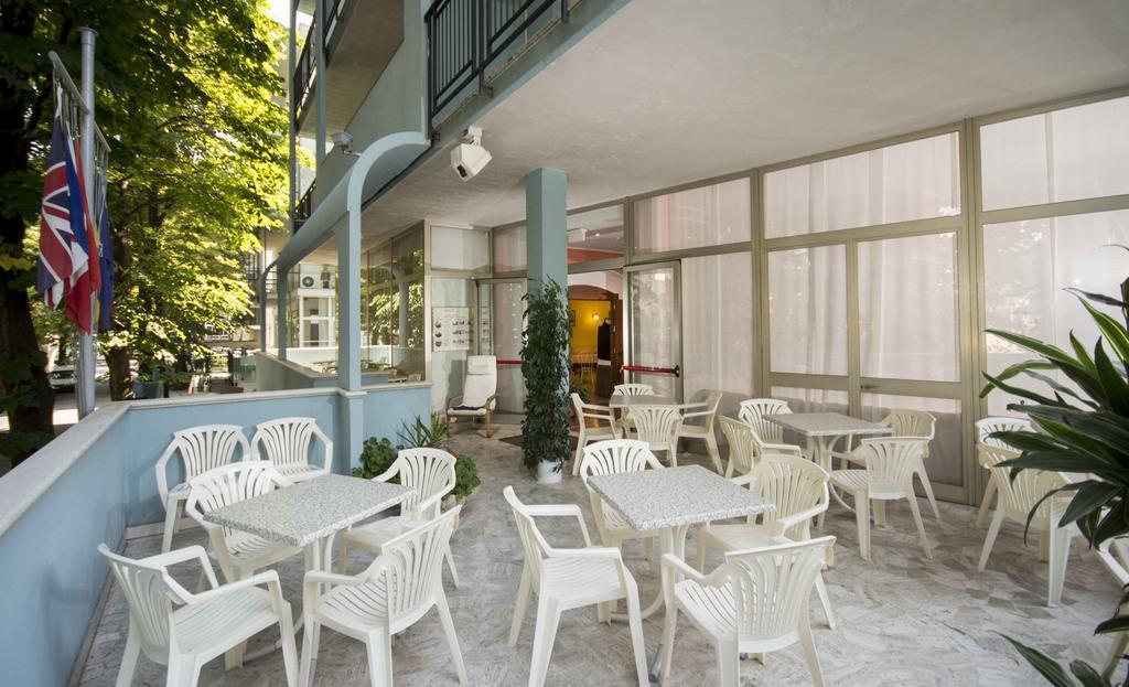 Hotel Veliero Rimini Buitenkant foto
